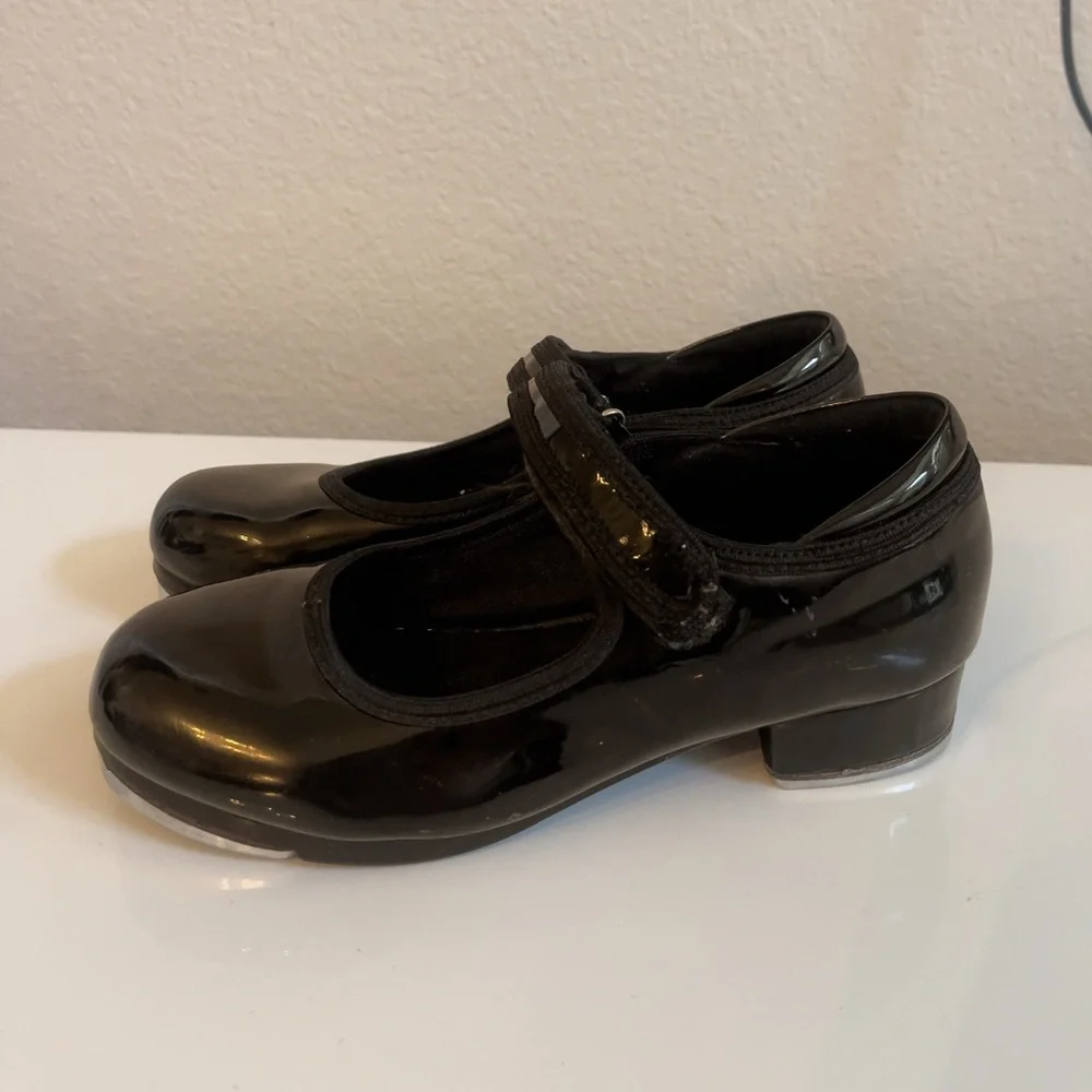 Girls tap dance shoes - Picture 2 of 2